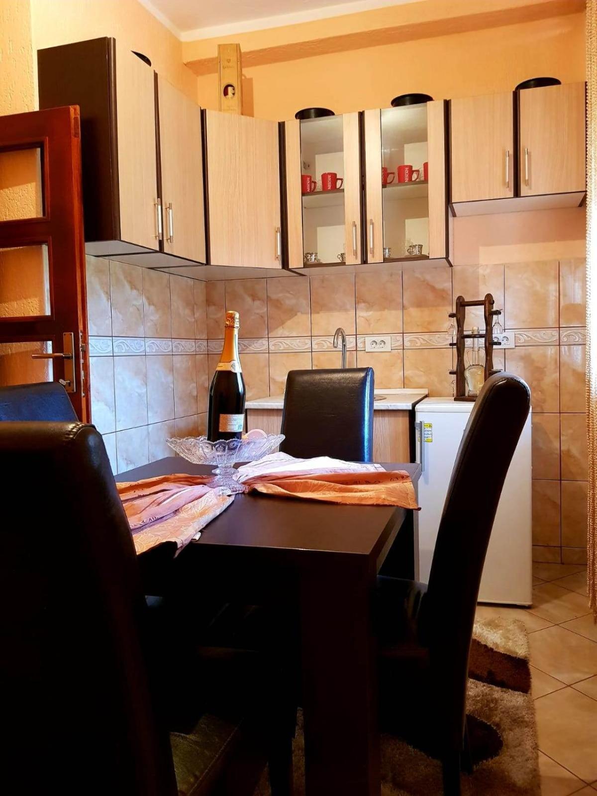 Apollon Home Apartments Bar Buitenkant foto