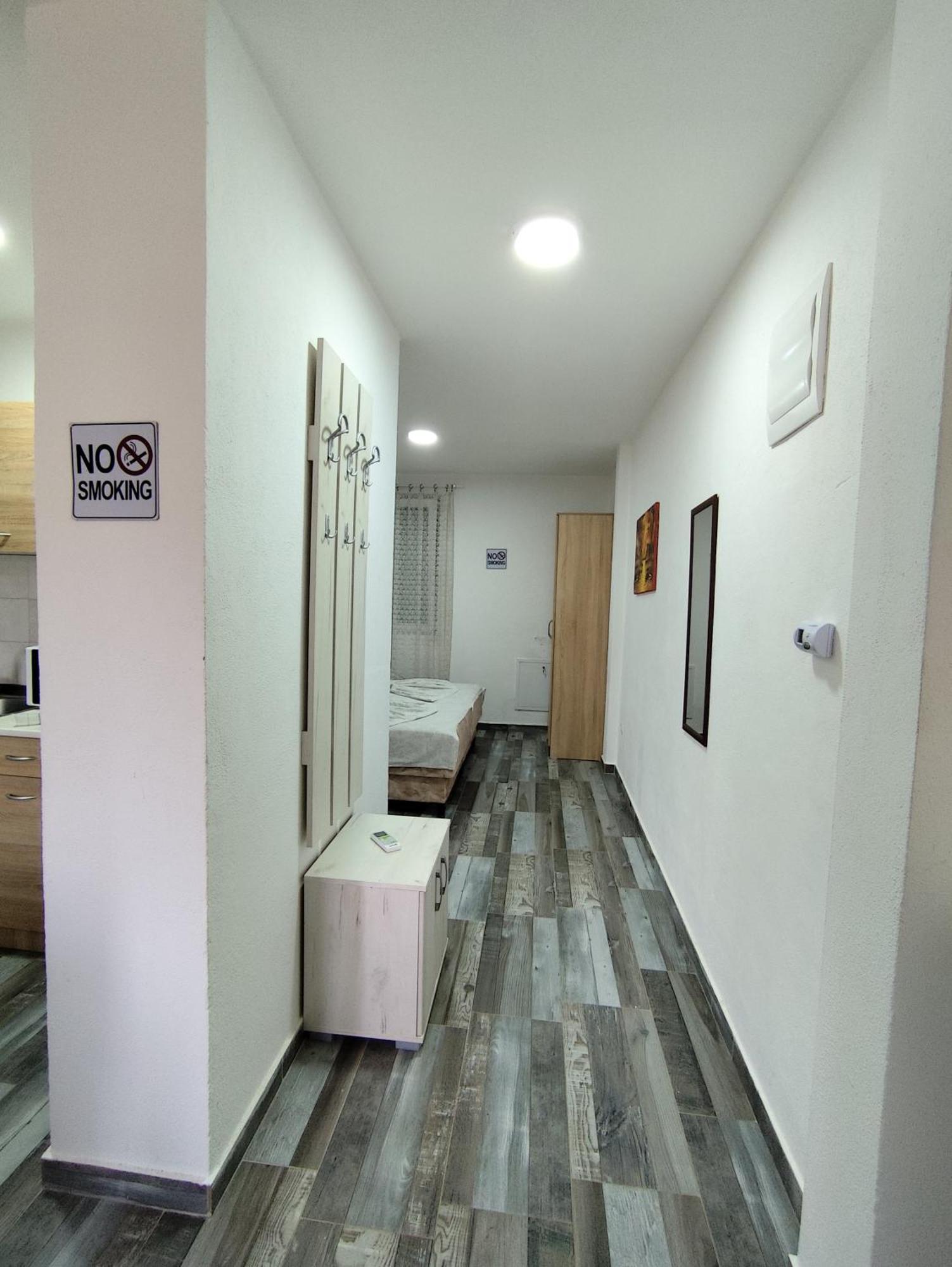 Apollon Home Apartments Bar Buitenkant foto